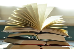 Fnac assinala Dia Mundial do Livro com descontos e oferta de 2000 livros em Lisboa
