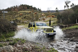 Tecnologia híbrida plug-in Jeep® 4xe voltou a animar o 13º Raid do Bucho e Outros Sabores - Marca oficial do evento de Freineda