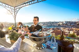 Já estão à venda os bilhetes para a segunda Sunset Wine Party de 2018 no The Yeatman