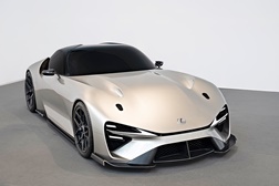 Novo Lexus RZ 450e um modelo desportivo do futuro - Lexus electrified reinventa a experiência de condução