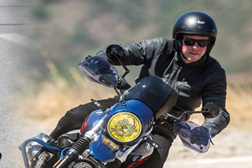 Capacete Arai Freeway Classic na AdvSpirit