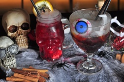 Os melhores sítios para celebrar o Halloween com boa comida e cocktails deliciosos (e assustadores)