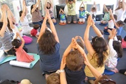 Yoga Mágico em Família - na Biblioteca da Penha de França