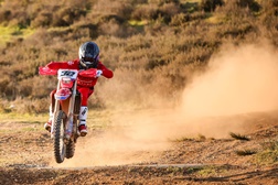 Passar para uma 450 cc é como aprender a andar de moto outra vez - Gonçalo e Salvador Amaral falaram sobre o CNTT ao Andar de Moto