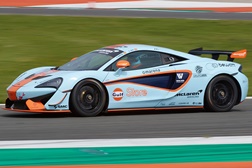 CPV: Terceiro McLaren 570S na grelha - Prova decorre nos dias 14 e 15 de Maio