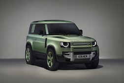 Novo Defender presta homenagem às suas raízes - Já disponível edição limitada a celebrar o 75.º aniversário