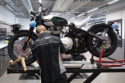 Triumph Algarve está a recrutar mecânico