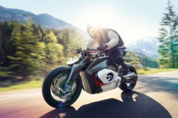 BMW Motorrad Vision DC Roadster – A eletrificação do motor boxer