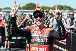 Título de SBK pode valer regresso de Bautista ao MotoGP com Ducati de fábrica