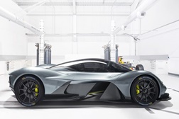Novo Aston Martin Valkyrie com pneus de ultra-alta performance Michelin