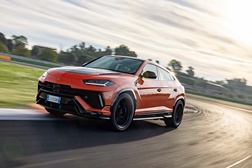 Lamborghini Urus Performante faz a sua apresentação dinâmica - São 666 CV, 850 Nm e 3,3 segundos até ao 100 km/h