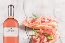 Casa Relvas sugere rosé para o Dia da Mãe