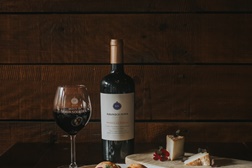 Monte da Ravasqueira, Dom Queijo e Uber Eats promovem gastronomia portuguesa