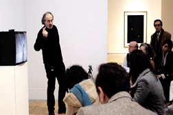 Veja ou reveja online «As escolhas dos críticos» - Ana Mendieta por Carlos Vidal