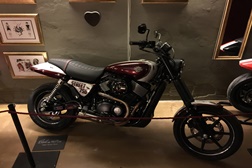 Street XG 750 RISE by Harley-Davidson Sevilha