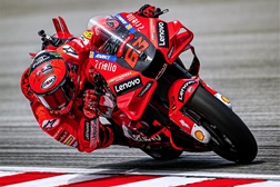MotoGP, 2022, Malásia - Bagnaia vence, decisão adiada - Oliveira de 8º a 13º