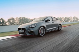 Novo Hyundai i30 Fastback N - Coupé 5 portas no segmento C