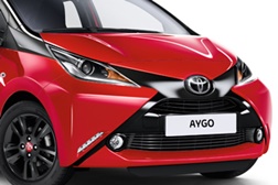 Toyota 50 anos celebrados com estreia de venda online de automóveis