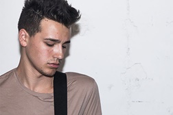 Jacob Whitesides traz "The Lovesick Tour" à Aula Magna