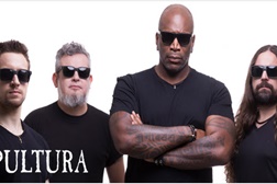 Sepultura em concerto no Hard Cub - Porto