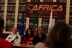 Elisabete Jacinto, nos camioes, e Joao Rolo, nas motas, vao representar as cores portuguesas no AER 2018