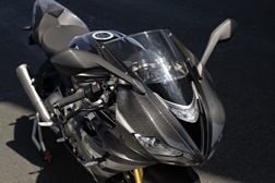 A nova Triumph Daytona Moto2 765 Limited Edition vista de todos os ângulos!