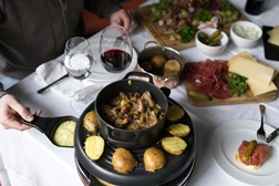 Fondue e Raclette no novo menu de Inverno do Olivier Avenida