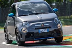 Abarth 595 premiado na iniciativa “Best Cars” - Pela 7ª vez consecutiva nesta iniciativa da “Auto Motor und Sport”