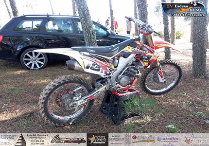 Lotação esgotada e espectáculo no IV Enduro Clube DouroXtreme
