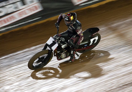 Indian vence a terceira corrida consecutiva do campeonato americano de “Flat Track” de 2017