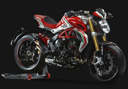 MV Agusta Dragster 800 RC - mais uma máquina muito especial chega de Varese