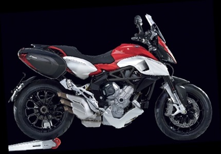 Imagens revelam nova MV Agusta 800 Stradale