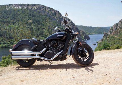 Uma Indian Scout Sixty a andar de moto - Episódio 2 - O orgulho