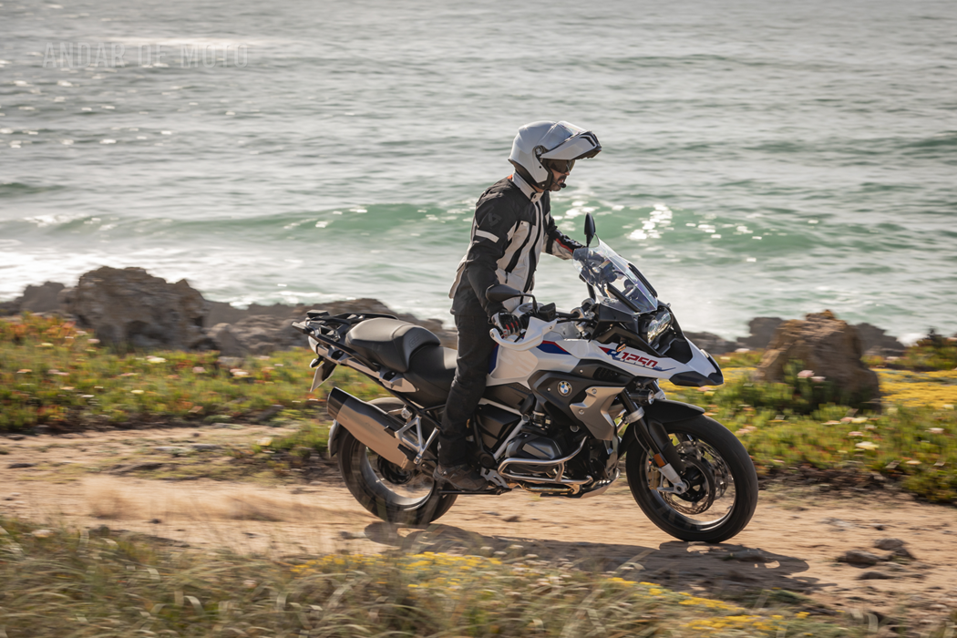 Comparativo Triumph Tiger 1200 GT Pro Vs BMW R1250 GS Test Drives