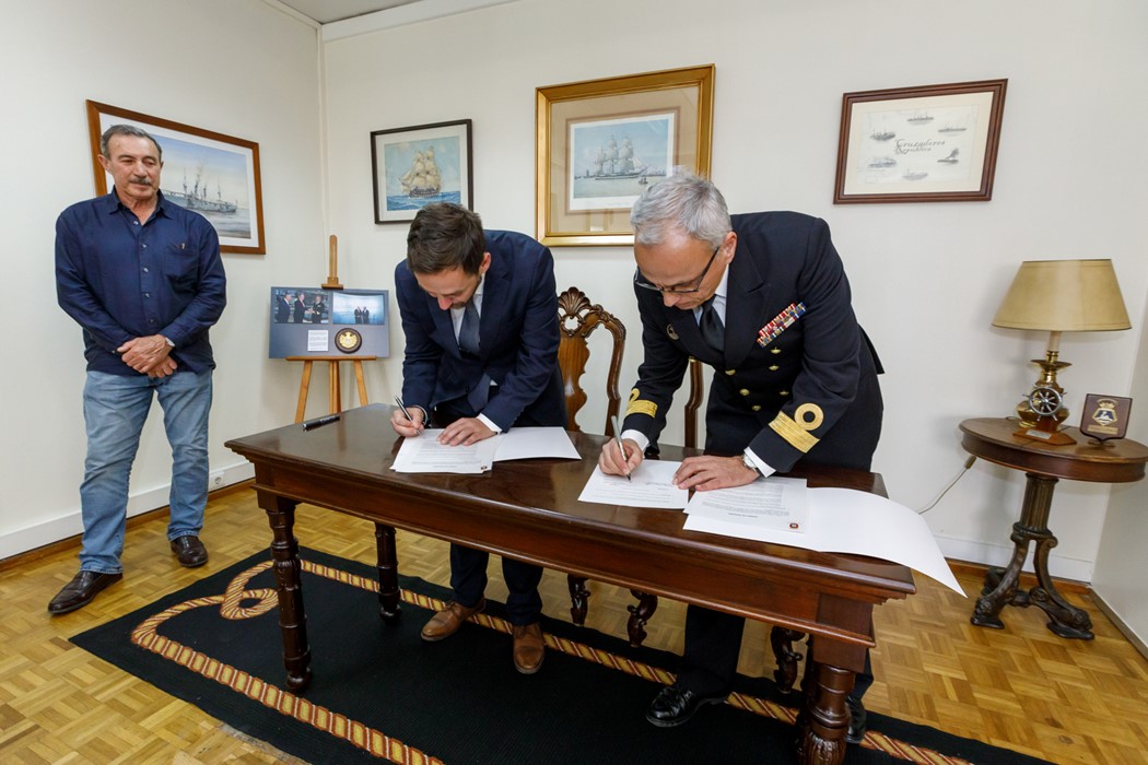 Museu da Marinha recebe réplica do Varino O Boa Viagem Exposições