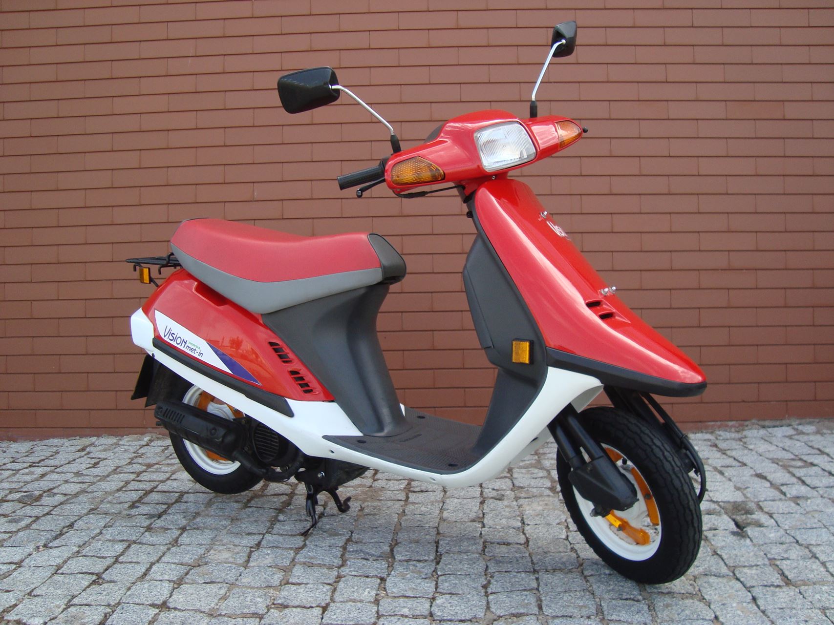 Honda Vision Scooter Usada Preço € 750 P17468 Motocastelo Andar