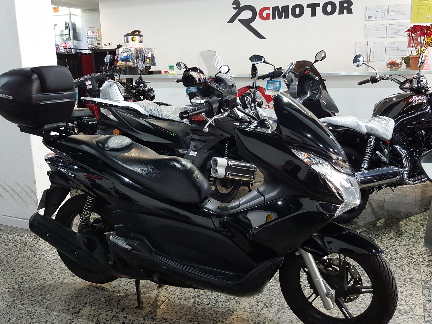 Honda PCX PCX Scooter Usada Preço € 2.100 P18722 RGMotor Andar de