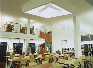 Biblioteca Municipal de Santa Maria da Feira - sala de leitura
