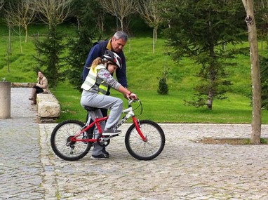 Ensinar a andar de bicicleta