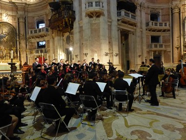 Coro Leal da Câmara e Orquestra de Câmara 