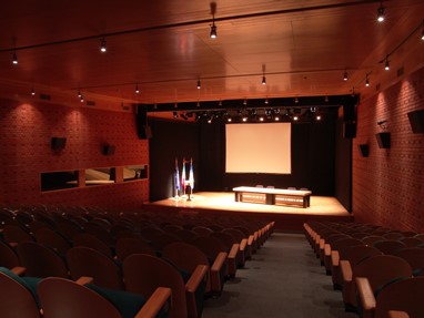 Auditório Acácio Barreiros