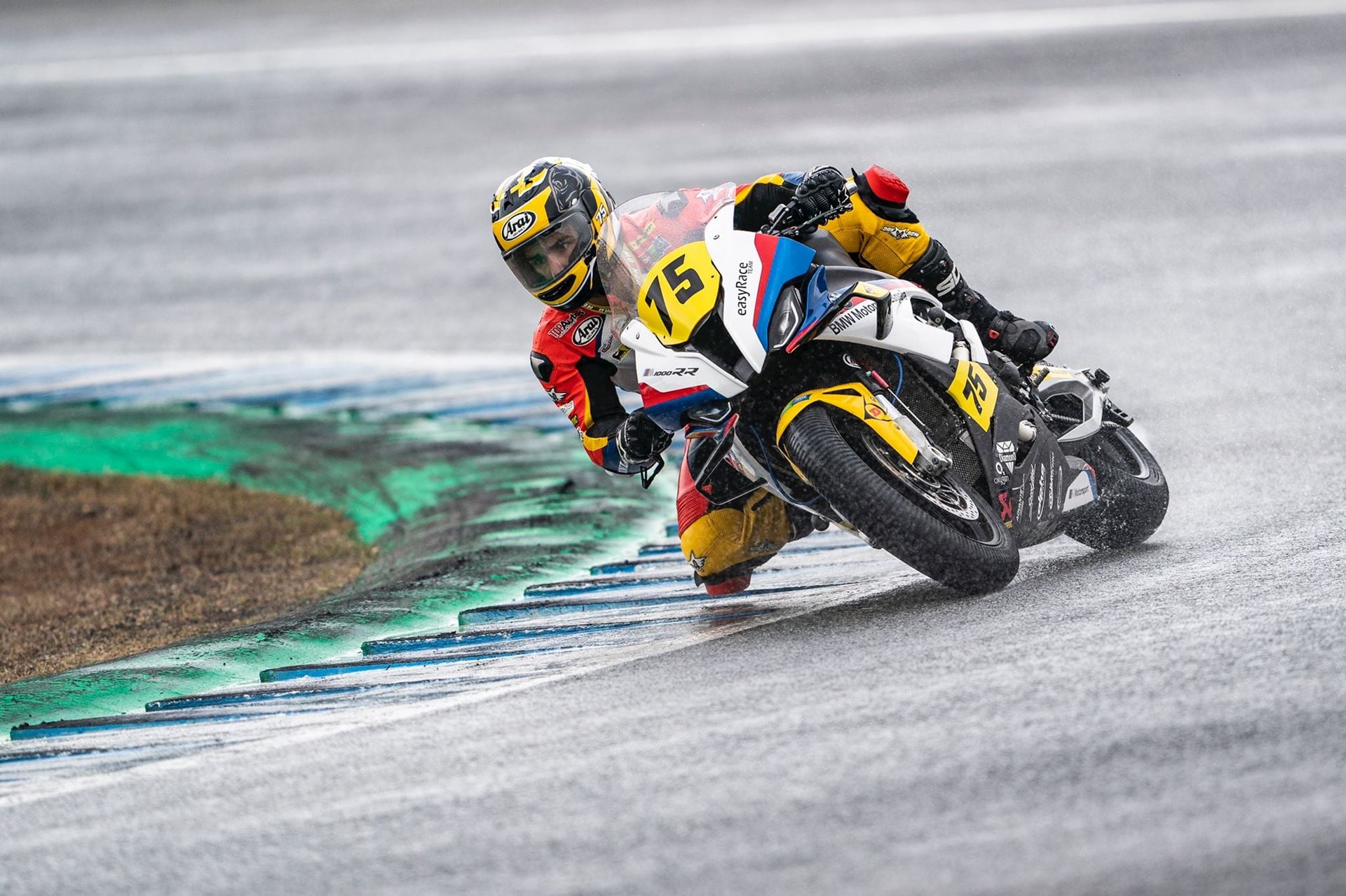 Troféu BMW S 1000 R vai animar as pistas em 2022! - Desporto - Andar de Moto