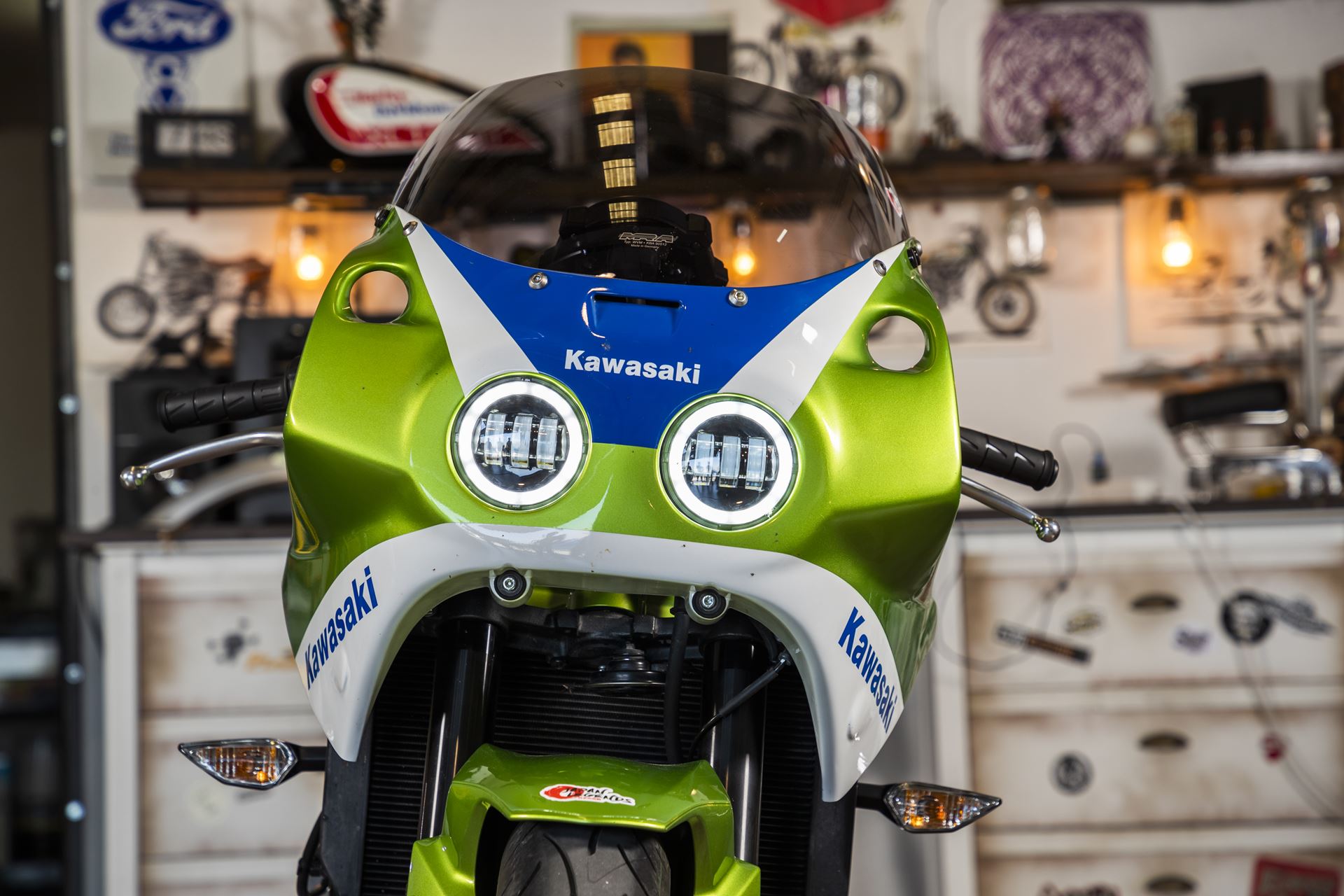 ジョウバ Japan Legends transforma a sua Kawasaki Z900 numa soberba ZXR