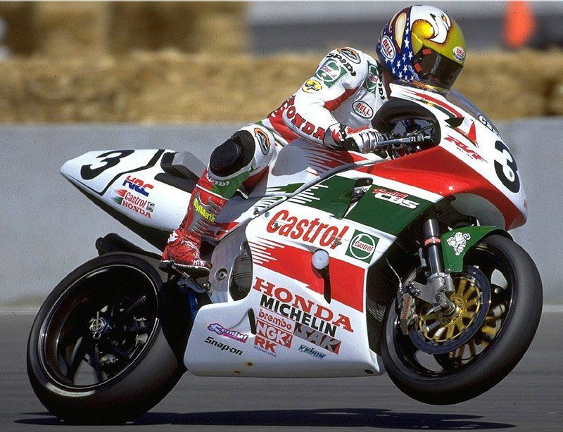 John Kocinsky Campeão do Mundo SBK 97 – Honda RC45
