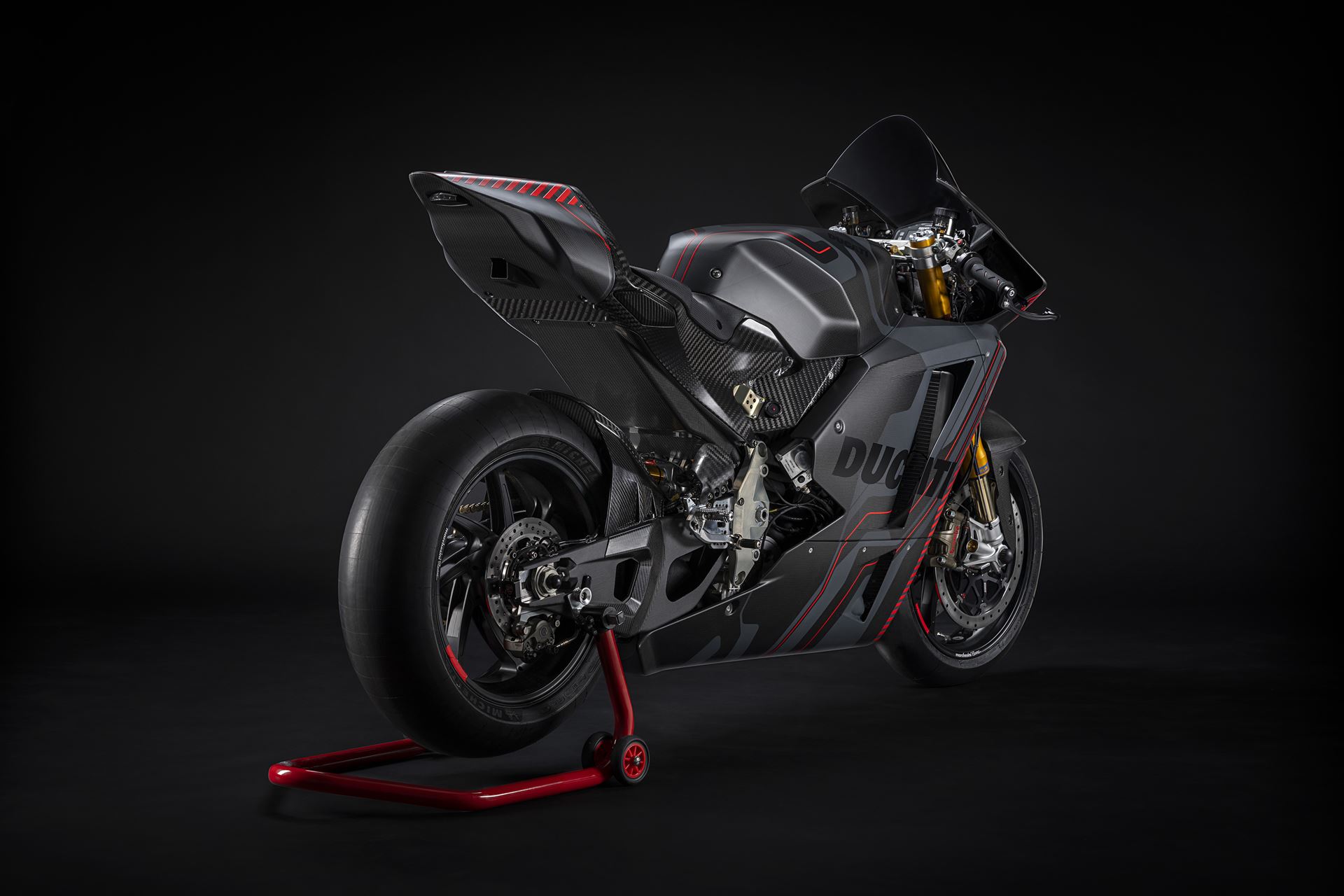 Ducati apresenta sua primeira moto elétrica para corridas da MotoE em 2023  