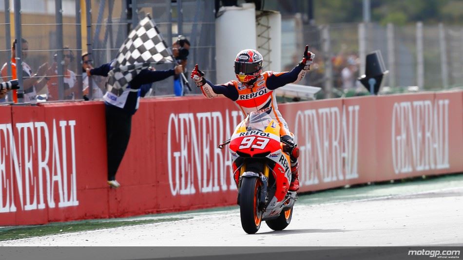 Miguel Praia foi 5º no Moto 1000GP em Interlagos após problema com pneu -  Honda - Notícias - Andar de Moto