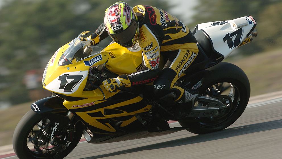 Chris Vermeulen, apoiado por um tal Barry Sheene, fez flores nas SBK antes de rumar à MotoGP com a Suzuki