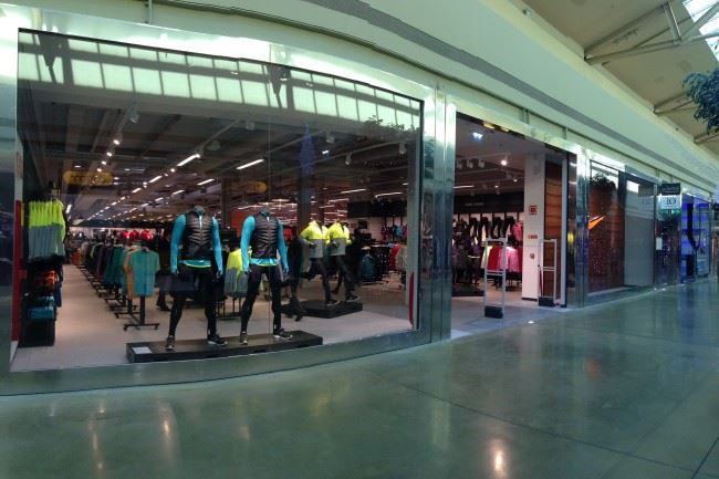 consumirse micro ejemplo Vila do Conde The Style Outlets recebe a maior Nike Factory Store do país -  Fashion - Moda - Cardápio