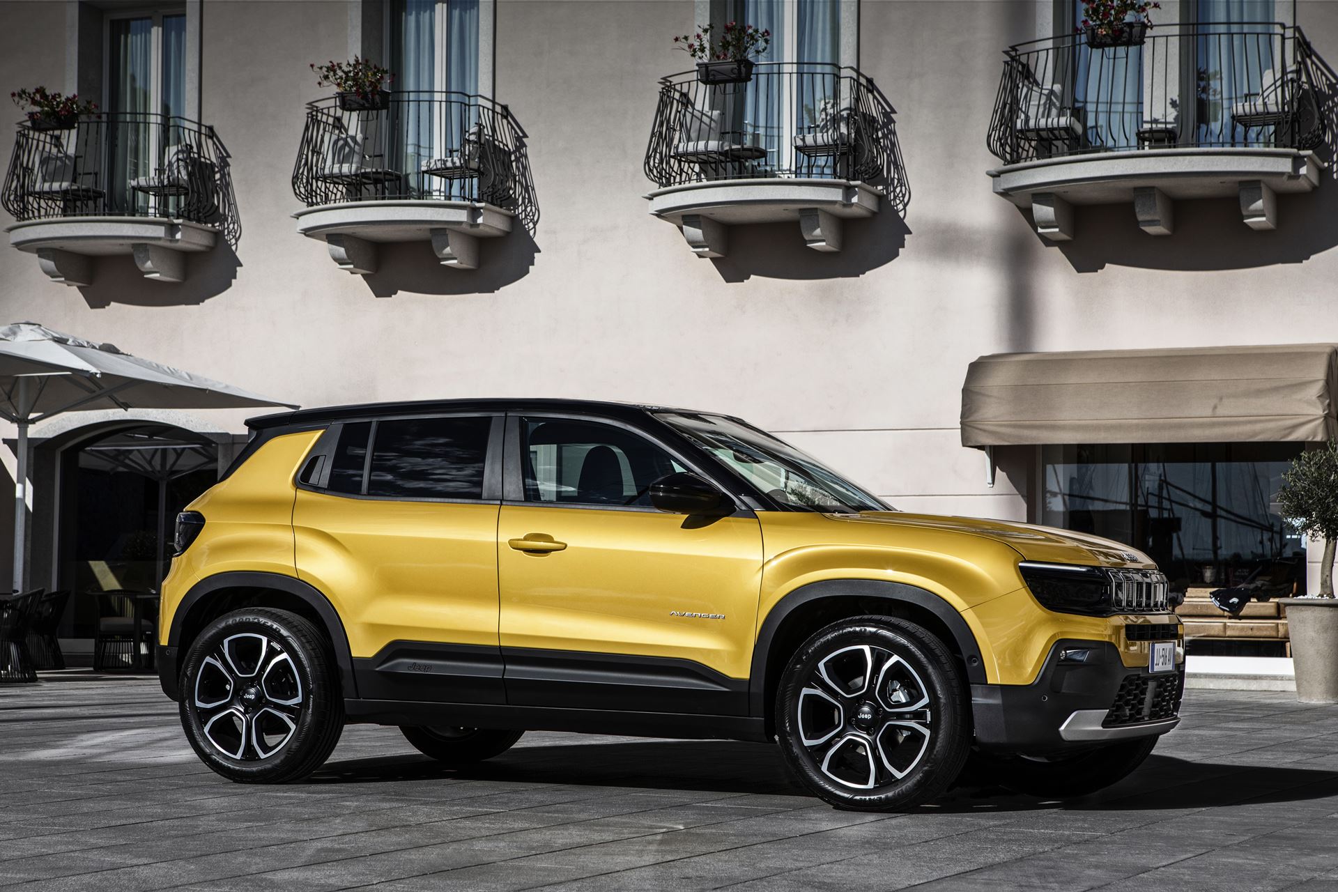 novo-jeep-avenger-revelado-este-o-primeiro-ve-culo-de-bateria-da