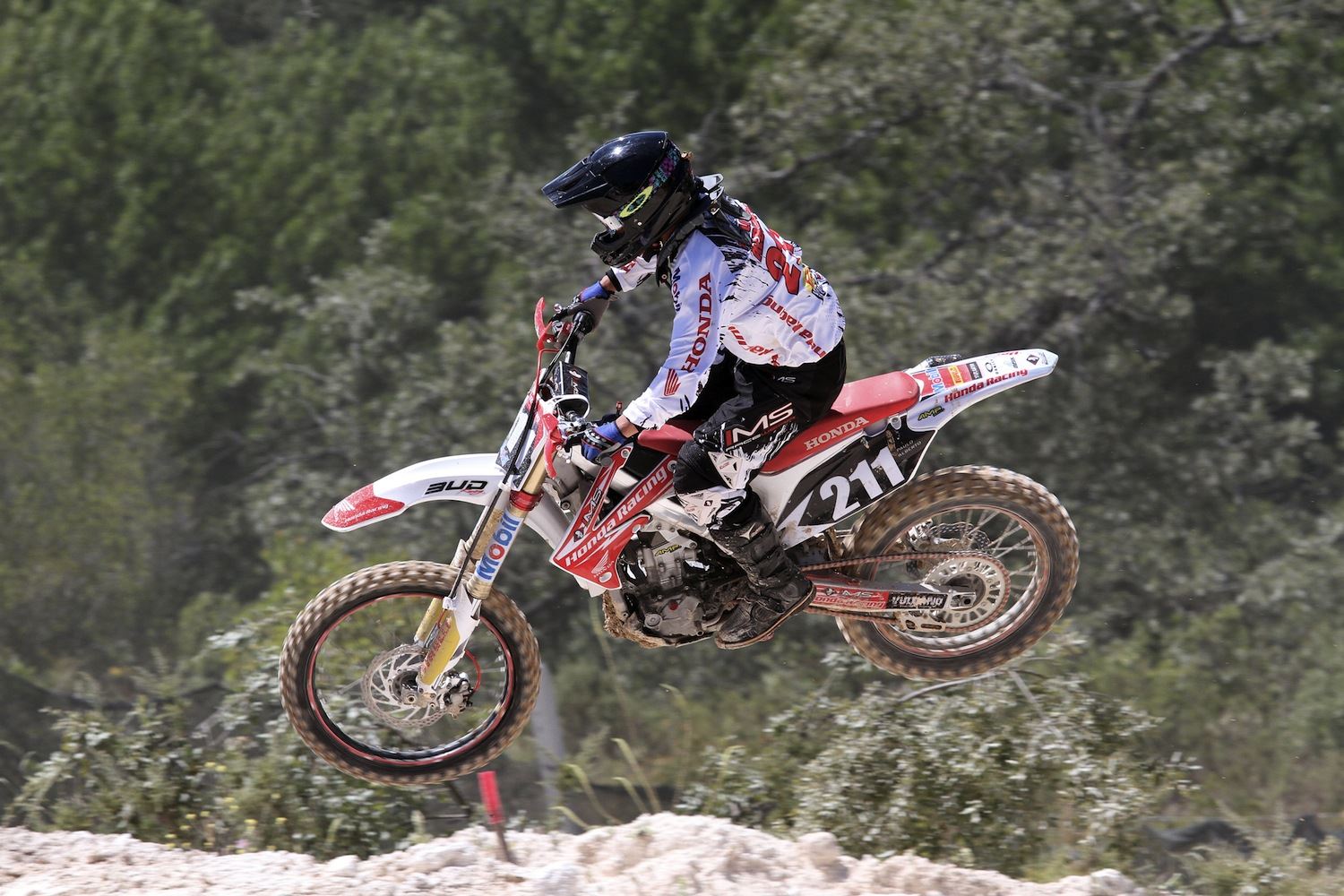 Honda estreia sua moto elétrica nas pistas de motocross com bons resultados, Mobilidade Estadão